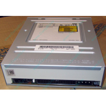 CDRW TSST SR-M8202 IDE white (Зеленоград)